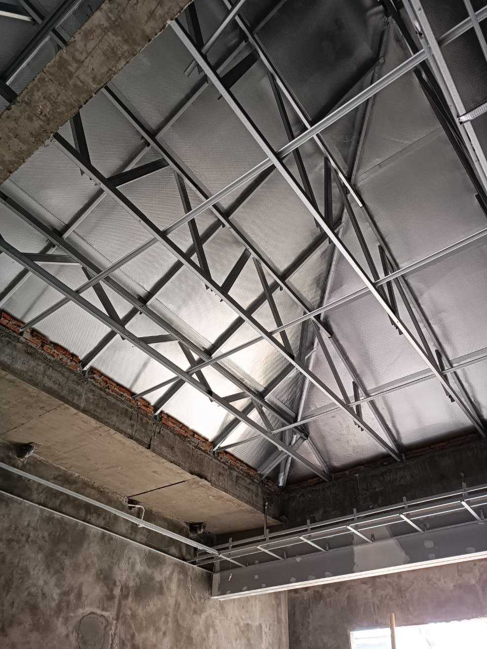 Harga Jasa Pasang Plafon PVC Per Meter